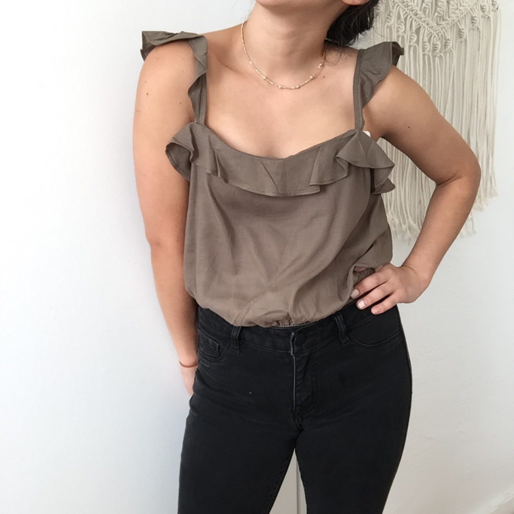 NWT Olive Green Woven Tank Top - Picture 3 of 8